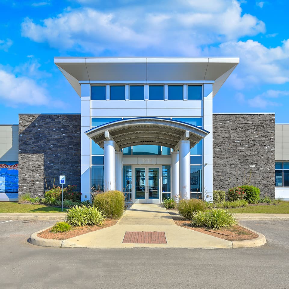 SMTX-Buidling-Entrance-1